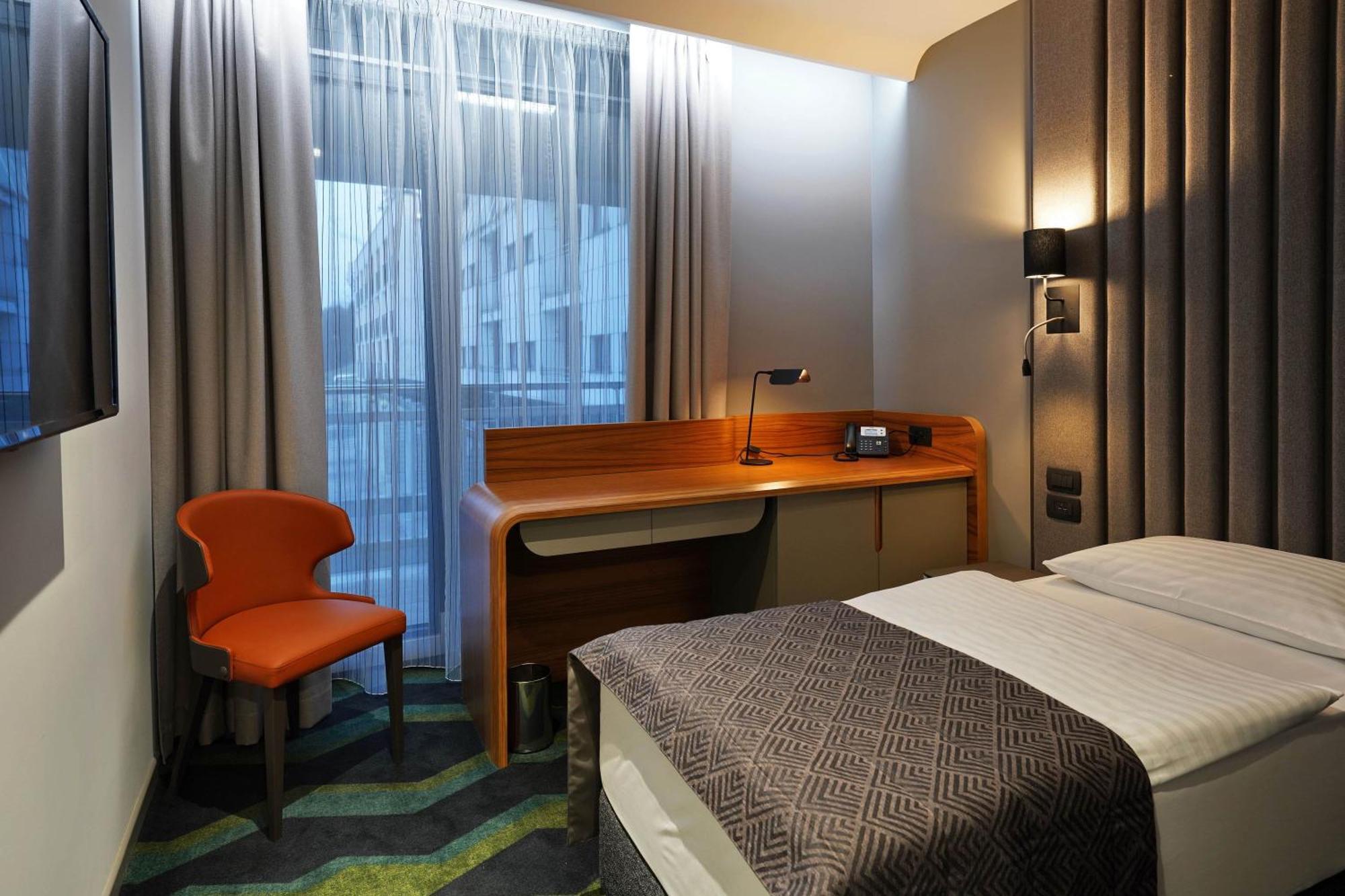 Habakuk Wellness & Event Hotel Марибор Екстериор снимка